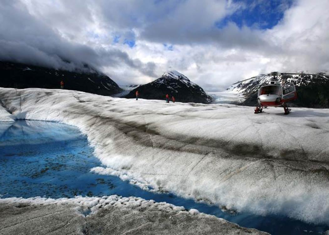 Mendenhall Glacier Helicopter & Guided Hike Tour Image 1