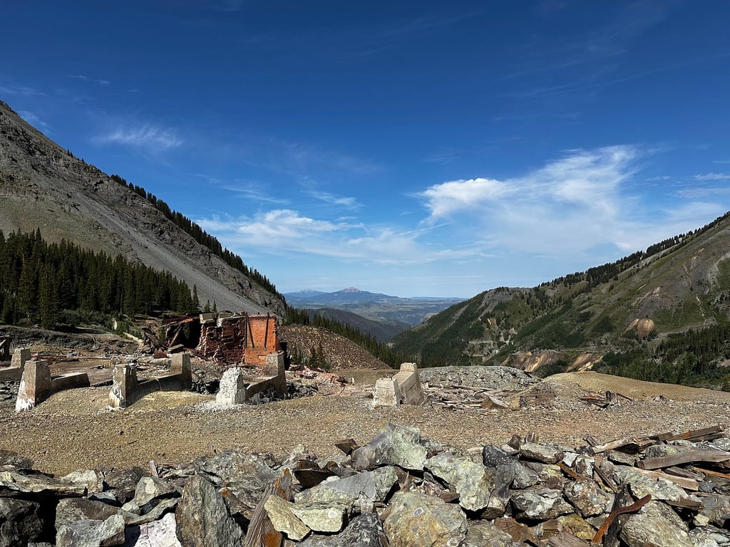Half Day Telluride Jeep Tour Imogene Pass Tour Image 8