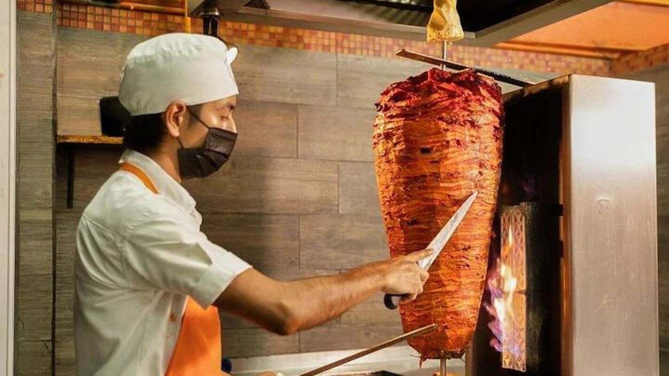 The Ultimate Cancun Taco & Street Mexican Food Tour Tour Image 3
