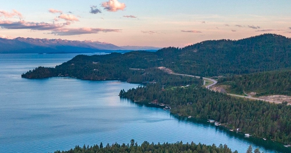 Flathead Lake Scenic Boat Cruise Tour Image 4