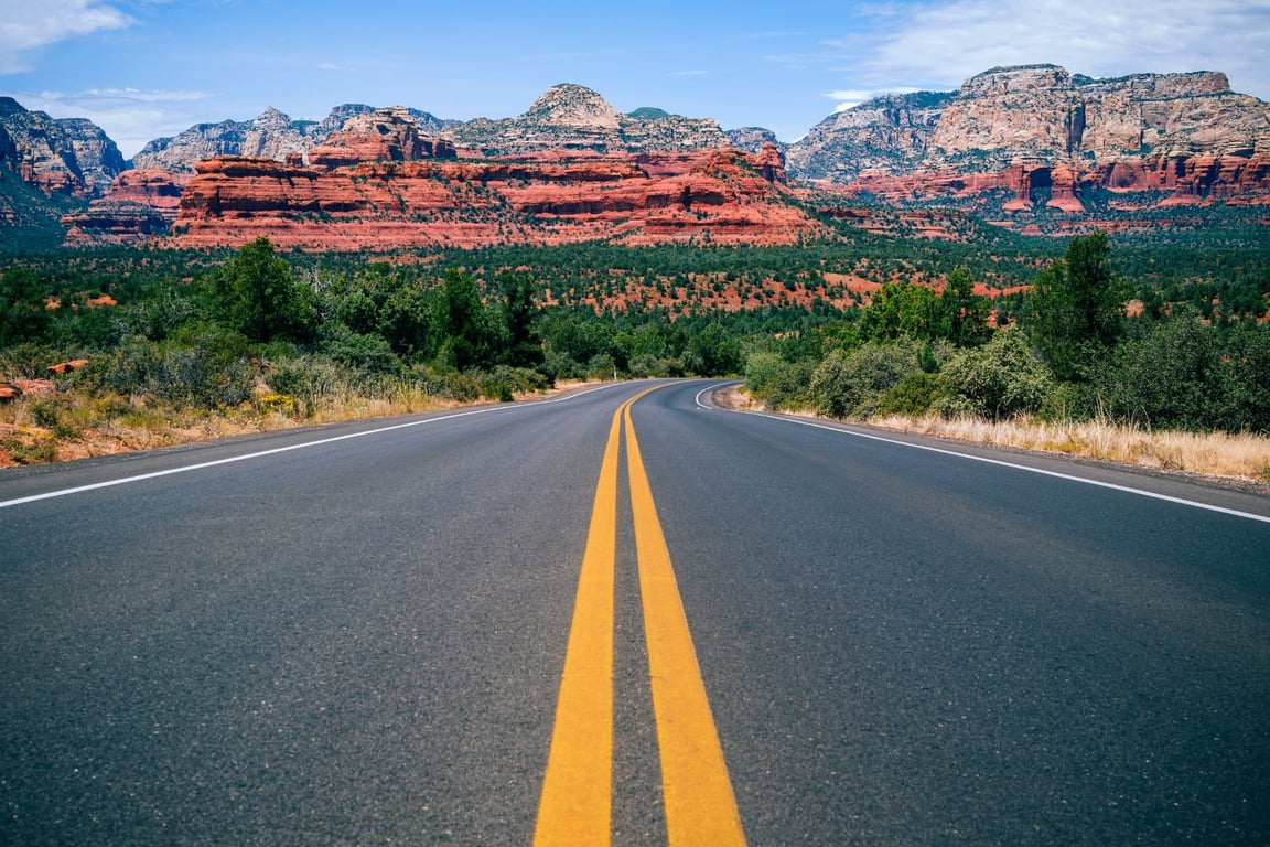 Sedona Highlights Sightseeing Tour - 5-6 Hour Small Group Van Experience Tour Image 4
