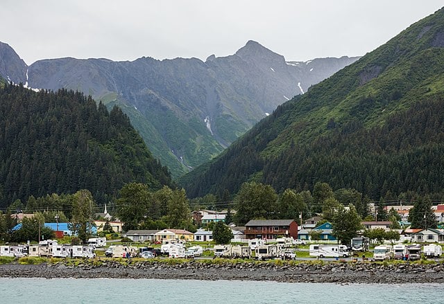 Our Local Expert's Guide to Resurrection Bay