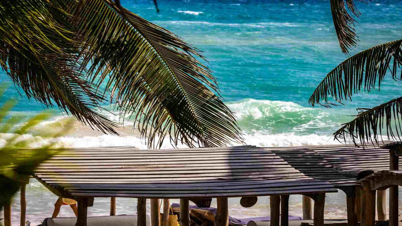 Popular Beach Clubs In Costa Maya: A Cruiser's Guide image