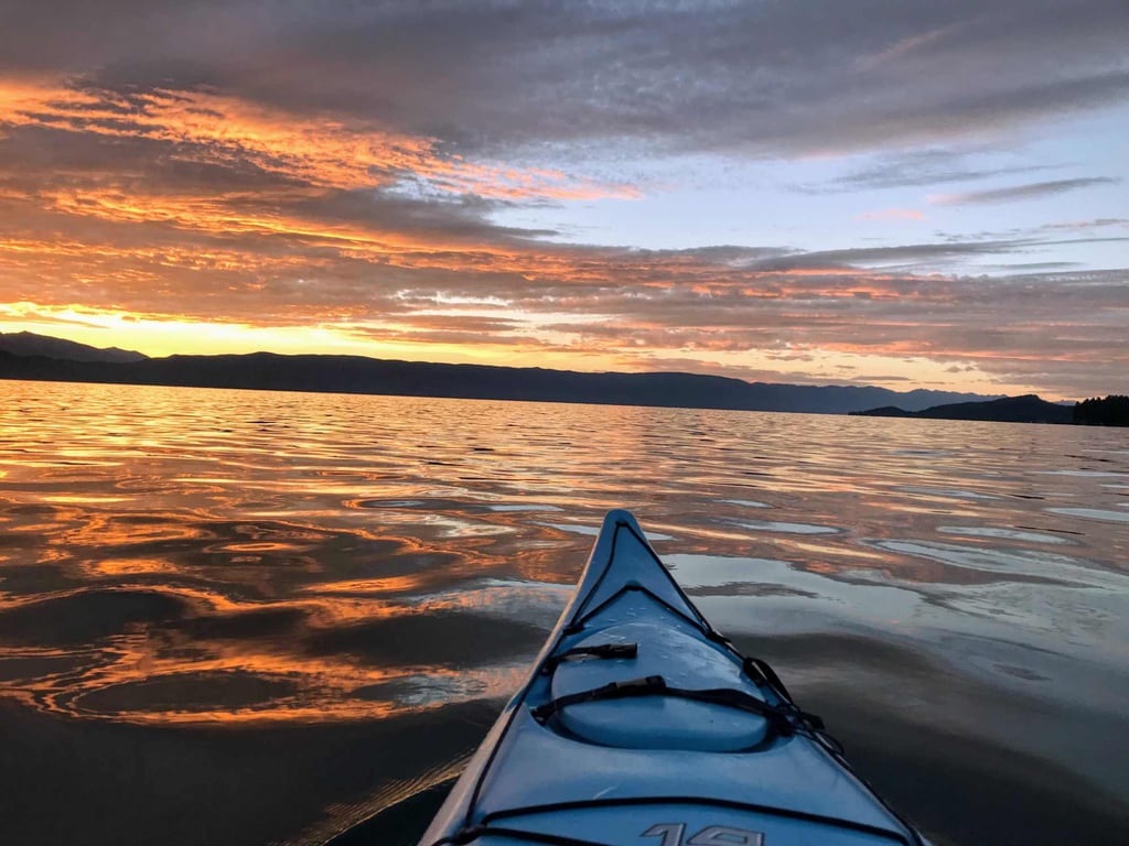 Flathead Lake Clear Kayak Tour Tour Image 5