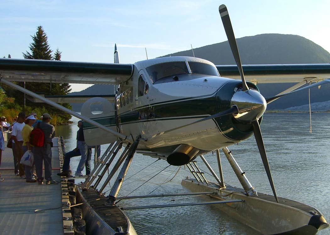 Taku Glacier Lodge Feast & 5-Glacier Seaplane Discovery Tour Image 2