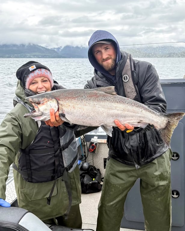 Alaska Salmon Fishing Tour Image 7