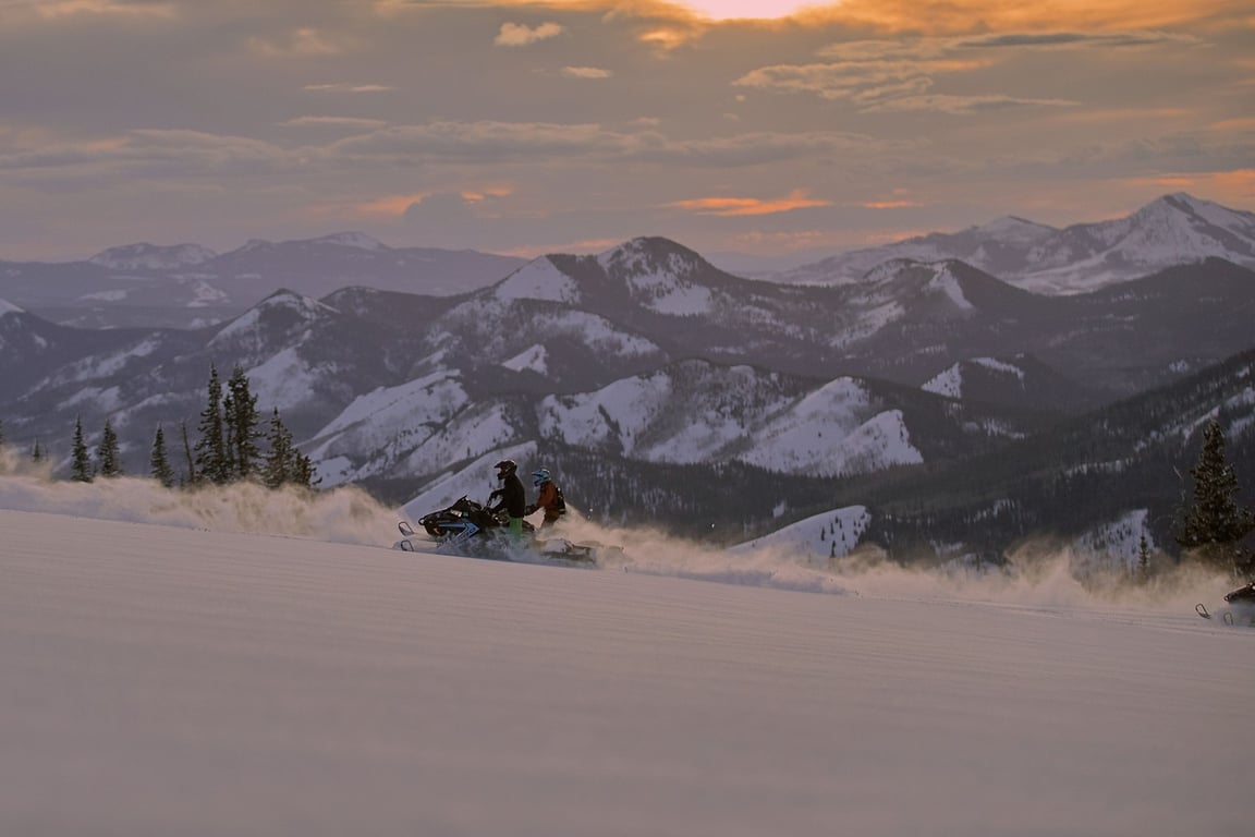 3-Hour Guided Snowmobile Near Silverton Tour Image 9
