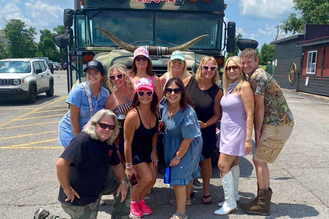 Nashville Redneck Comedy Bus Tour Tour Image 13