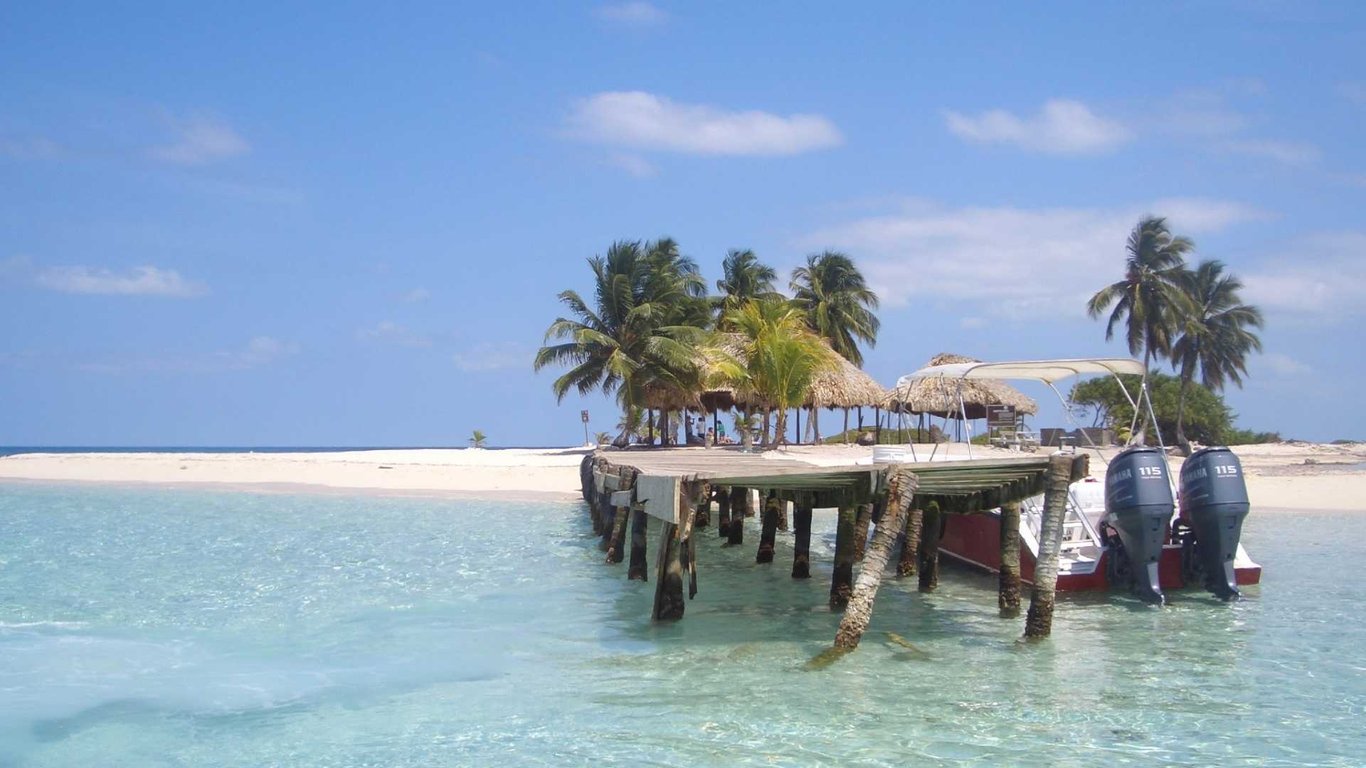 Goff's Cay Excursion & Lunch (from Belize City) image