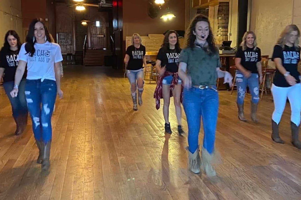 Private Line Dancing Class Tour Image 2
