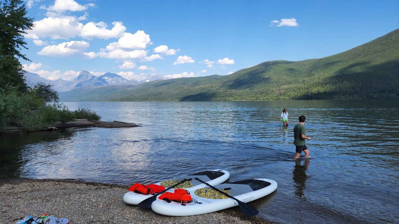 Lake McDonald Paddle Board Rental Tour Image 3