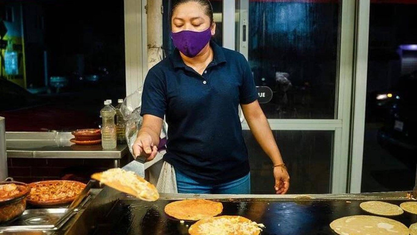 The Ultimate Cancun Taco & Street Mexican Food Tour Tour Image 8