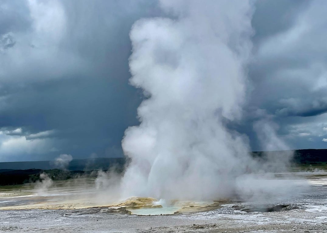Private West Yellowstone Hot Spots Tour Tour Image 8