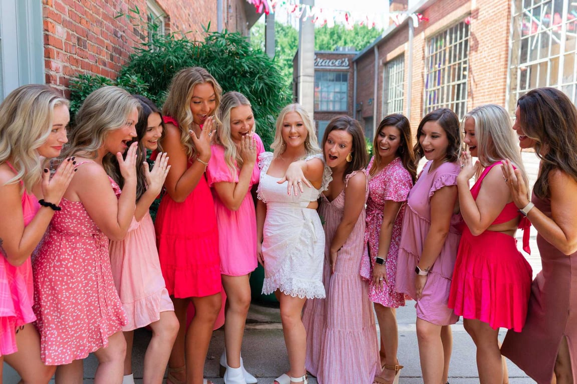 The Ultimate Birthday / Bachelorette Party Photoshoot Experience Tour Image 9
