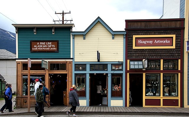 Broadway Street in Skagway, Alaska: A Local’s Guide to History and Adventure