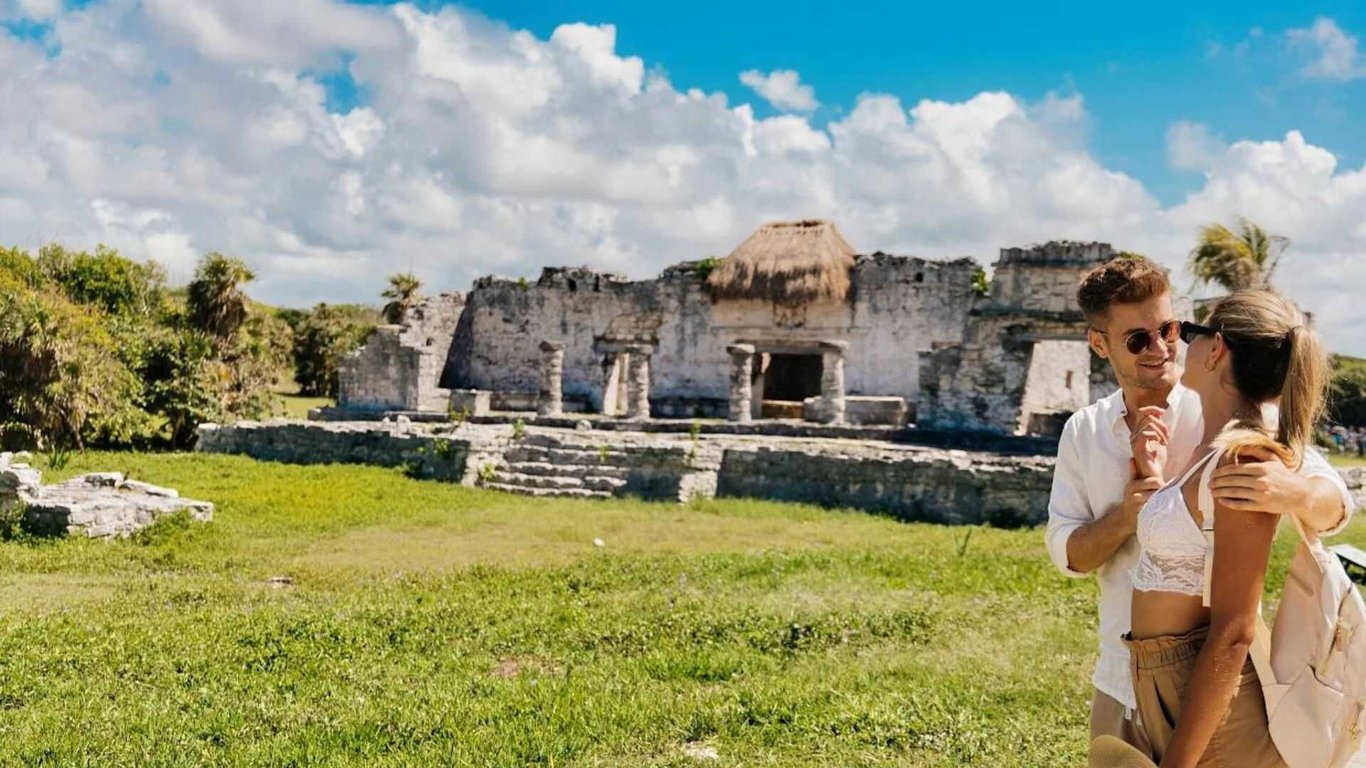 Private Cobá or Tulum Ruins & Akumal Sea Turtles with Lunch Tour Image 7