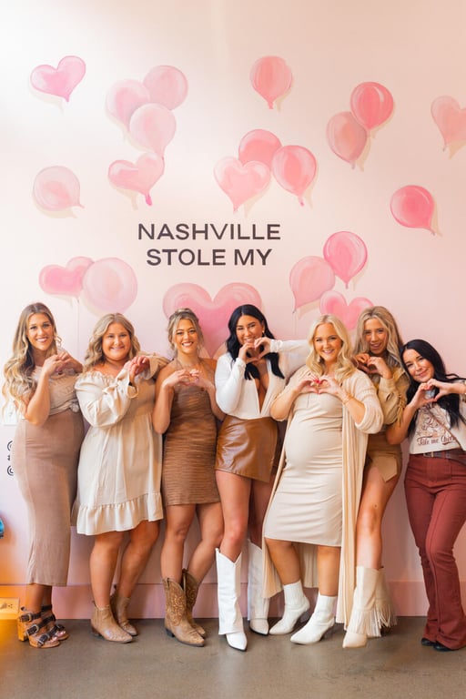 Private Birthday / Bachelorette Party Photoshoot Experience Tour Image 1