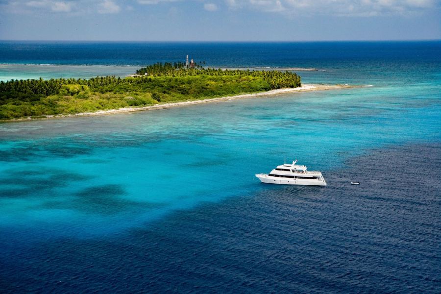 Our Local Expert's Guide to the Blue Hole of Belize