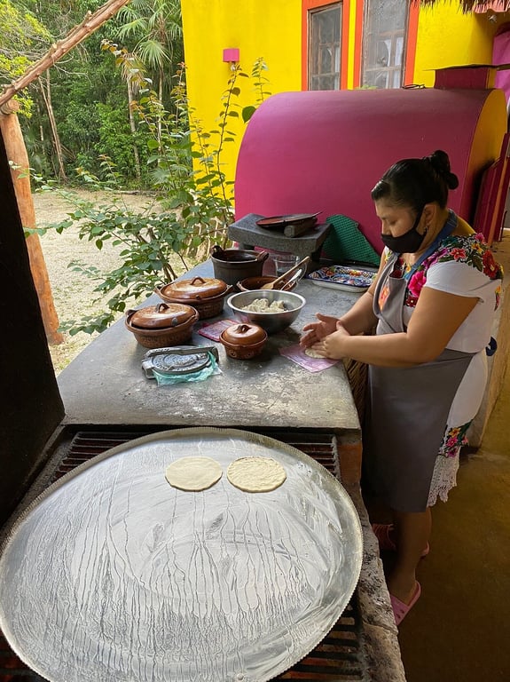 ¡Una fantástica experiencia culinaria y cultural! review image 2