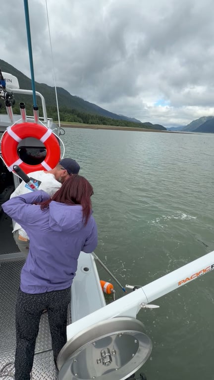 Alaska Crab Adventure Tour Image 8