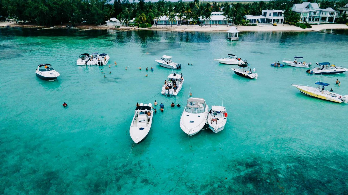 Stingray City: Our Expert Visitor's Guide image