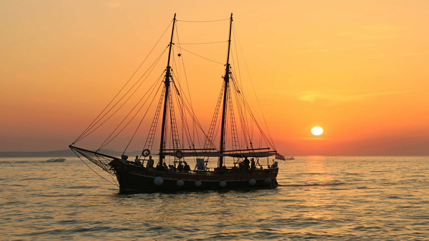 Boat in San Ignacio image