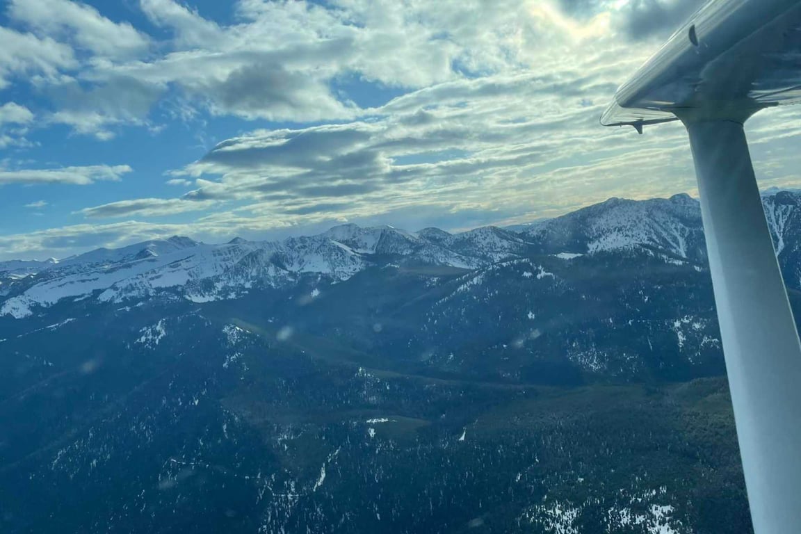 West Yellowstone Scenic Flight 60-Minutes Tour Image 4