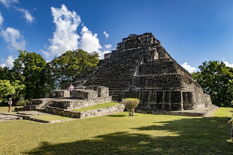 Bacalar Pontoon Boat with Mayan Ruins & Lunch image