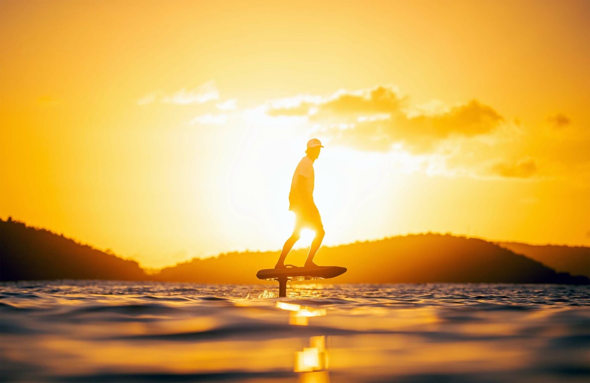 Flathead Lake eFoil Surf Lesson Tour Image 2
