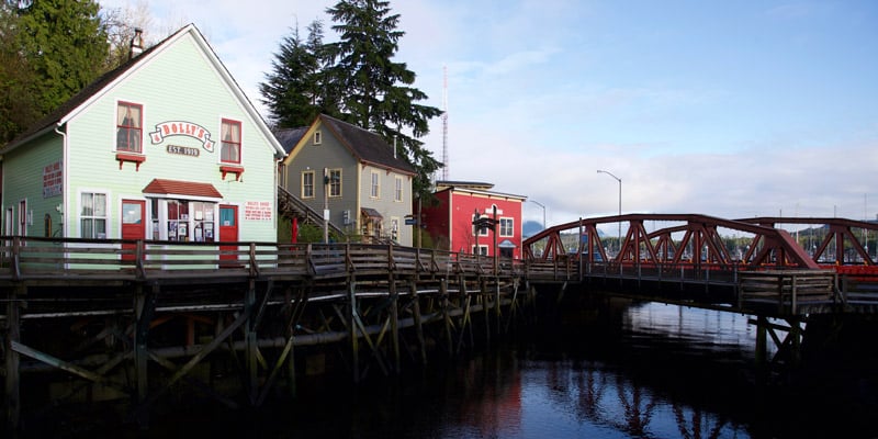 Our Local Expert's Guide to Creek Street