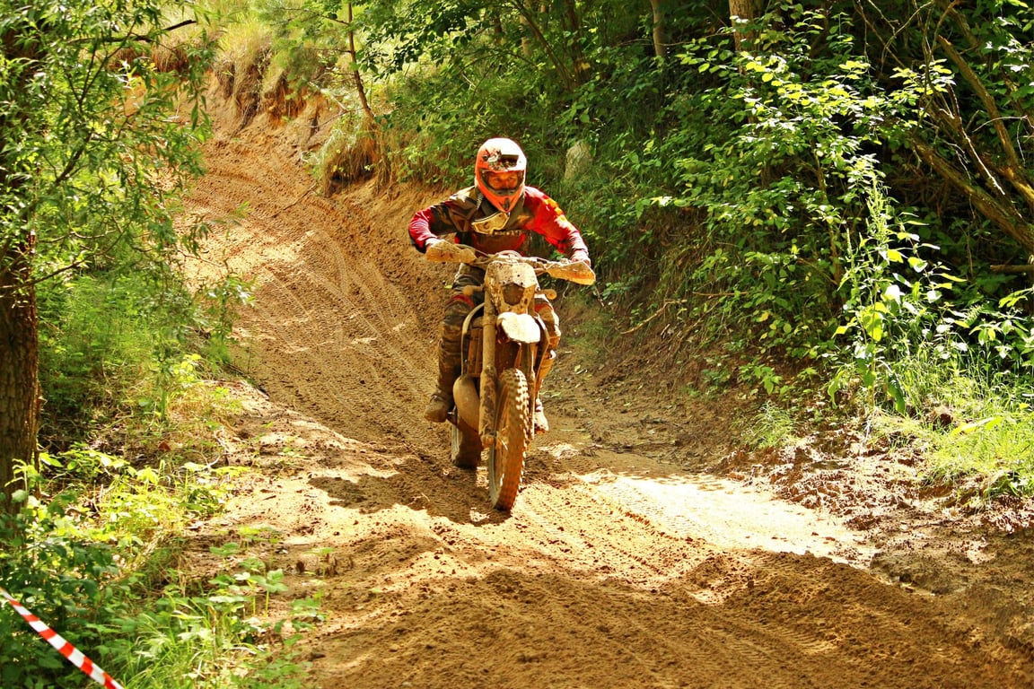 Bozeman Dirtbike Rental - Full Day Tour Image 2