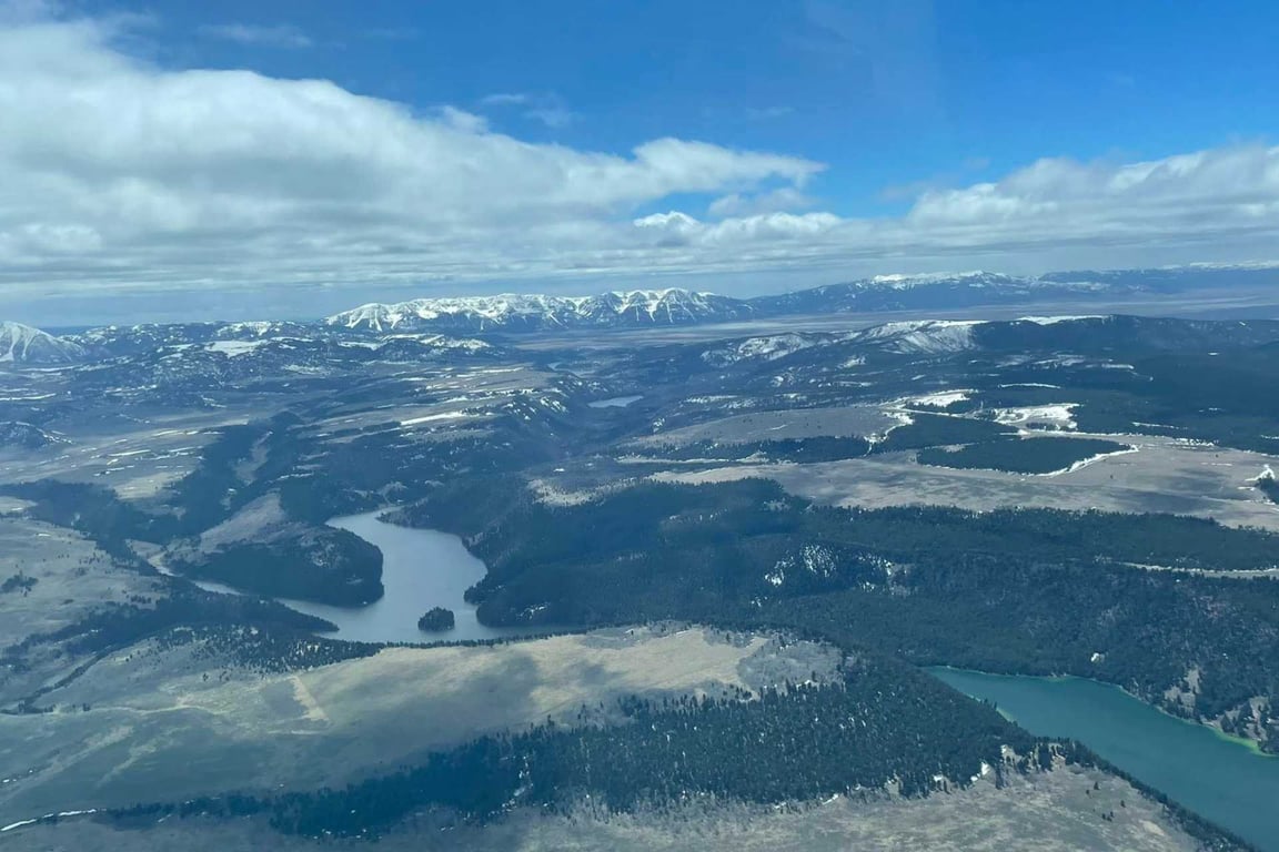West Yellowstone Scenic Flight 60-Minutes Tour Image 3