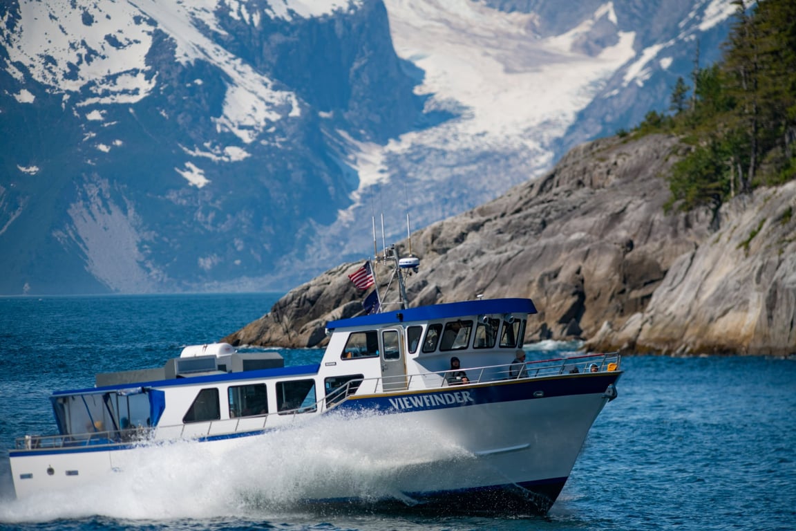 8.5 Hour Northwestern Fjord Cruise Tour Image 5