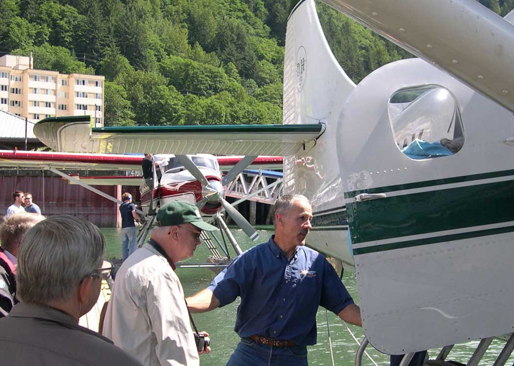 5 Glacier Seaplane Exploration Tour Image 4