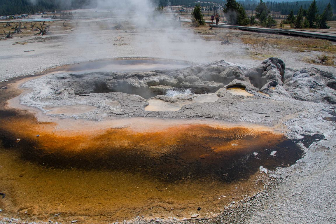 Yellowstone Geyser Full Day E-bike Tour image